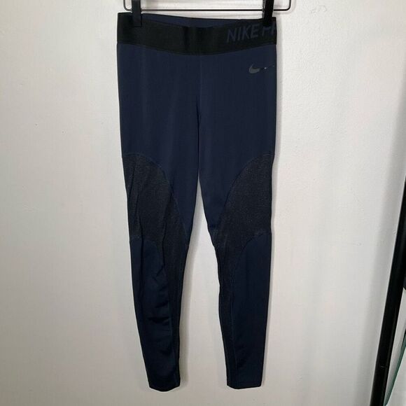 Nike Pro Warm Colorblocked Metallic Ankle Tights - Picture 4 of 8